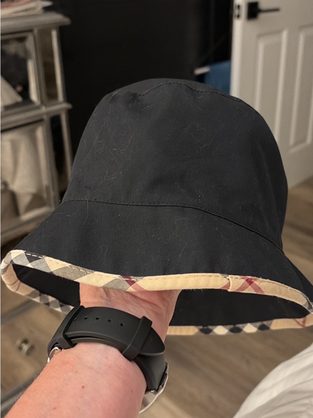 Vintage Burberry London Women's Black Check Lined Bucket Hat